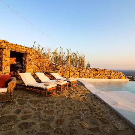 Rock House * Mykonos Town